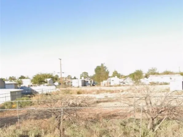 3677 E Bluebird Ln, Kingman, AZ 86409