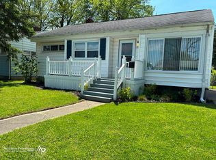 3742 Whittier Ave, Flint, MI 48506