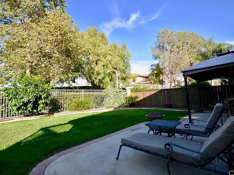 42976 Corte Davila — Photo 45