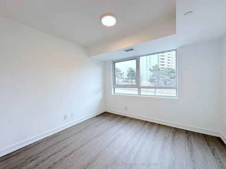 2 River Plate St #203 — Photo 7