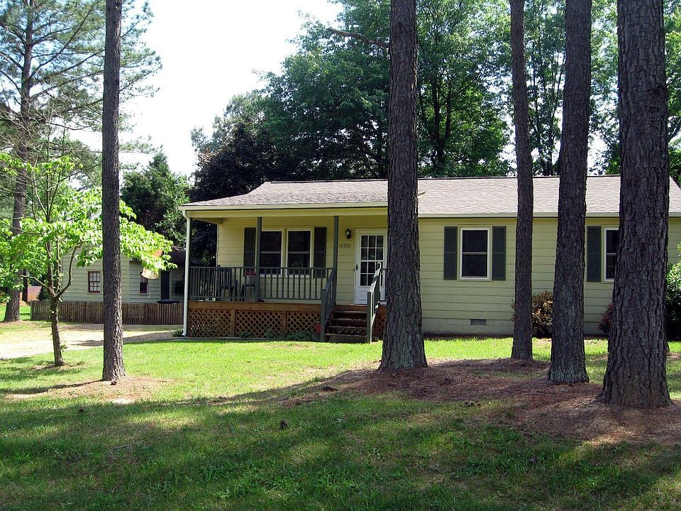 Ranch home nestled on over 1/2 acre