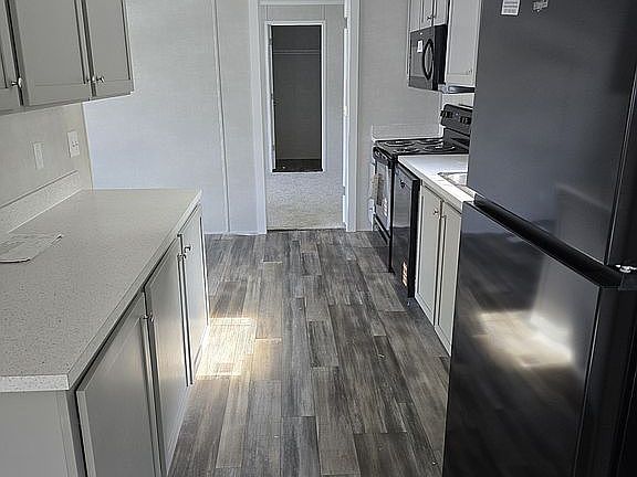 5th image of 3205 Trudy Dr