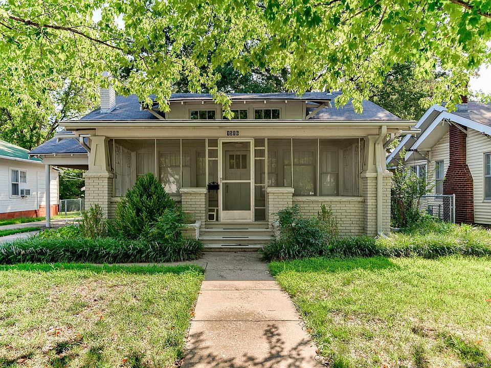 1st image of 1516 S Dewey Ave