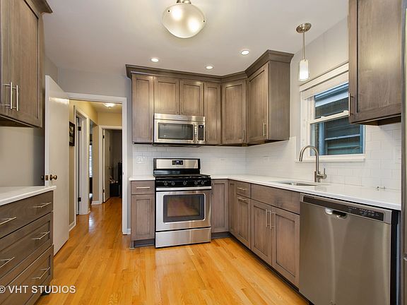 5th image of 7532 N Olcott Ave