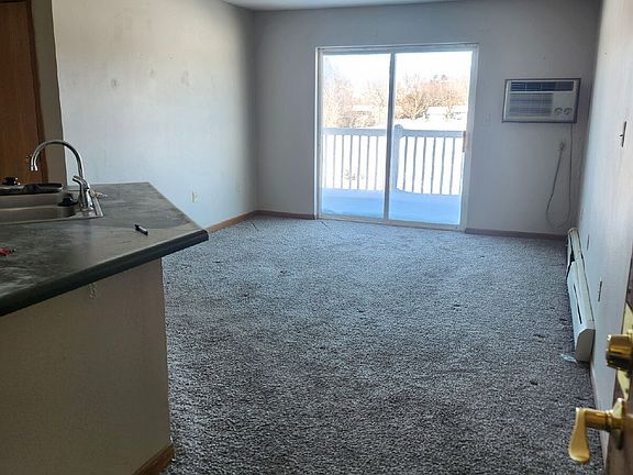 5th image of 410 13th Ave NW Unit 35