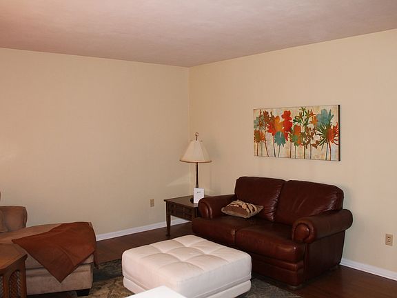 Family Room (main level)