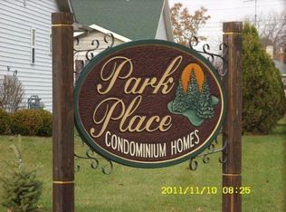 1611 28th St, Two Rivers, WI 54241