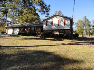 1005 Burkhalter St, Clanton, AL 35045