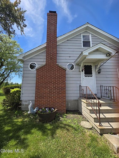 4th image of 94 Knox-Gallupville Road