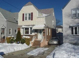 8927 210th St, Queens Village, NY 11427