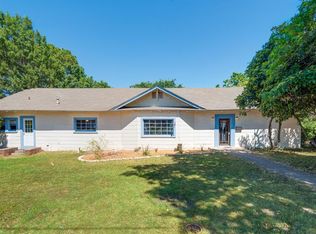 300 N Church St, Decatur, TX 76234