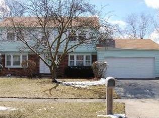 431 Arbor Gate Ln, Buffalo Grove, IL 60089