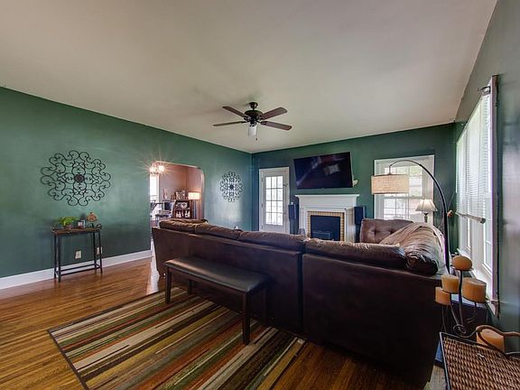 5th image of 810 S Brittain St