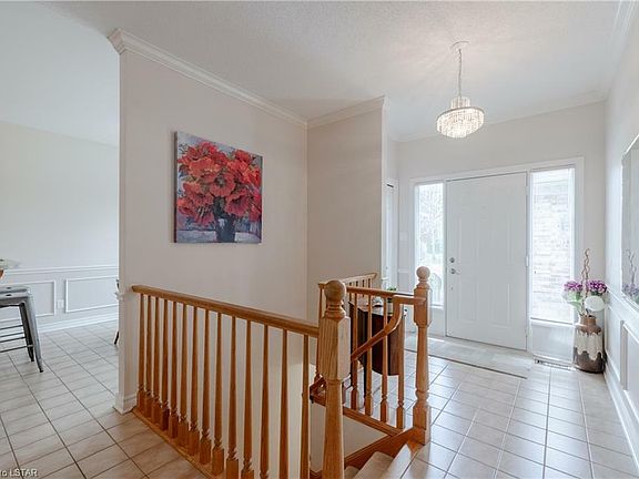 4th image of 30 Doon Dr #35