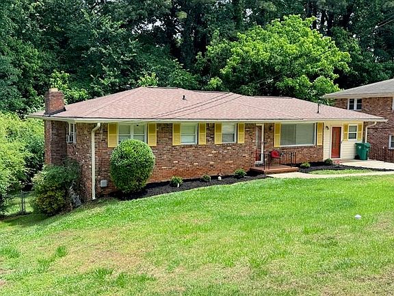 2nd image of 2712 Sherlock Dr #A