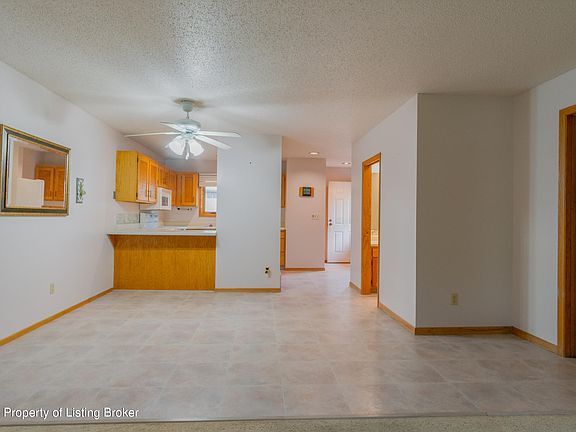 4th image of 630 4th Ave E