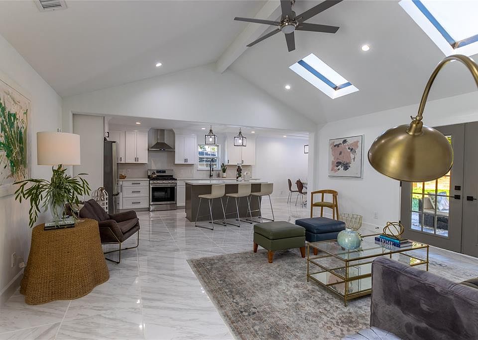 1st image of 10603 Carlota Ct
