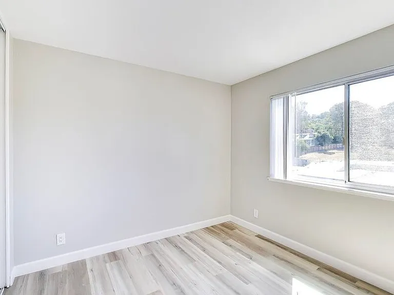 616 Canyon Rd #308 — Photo 10