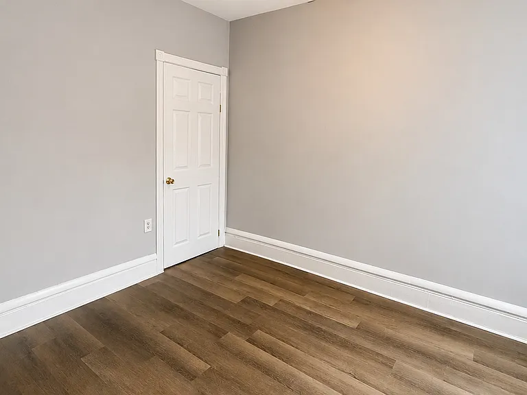 5024 Parrish St — Photo 16