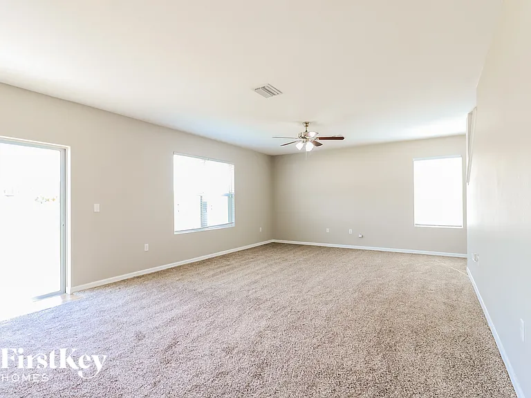3816 Crystal Dew St — Photo 2