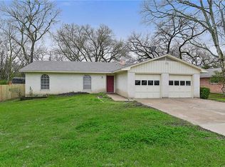 1502 Tara Ct, College Station, TX 77840