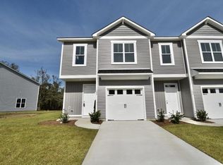 73 Aspen Rd, Hampstead, NC 28443