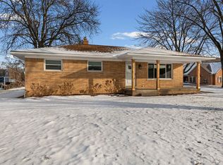 46730 Romeo Plank Rd, Macomb, MI 48044