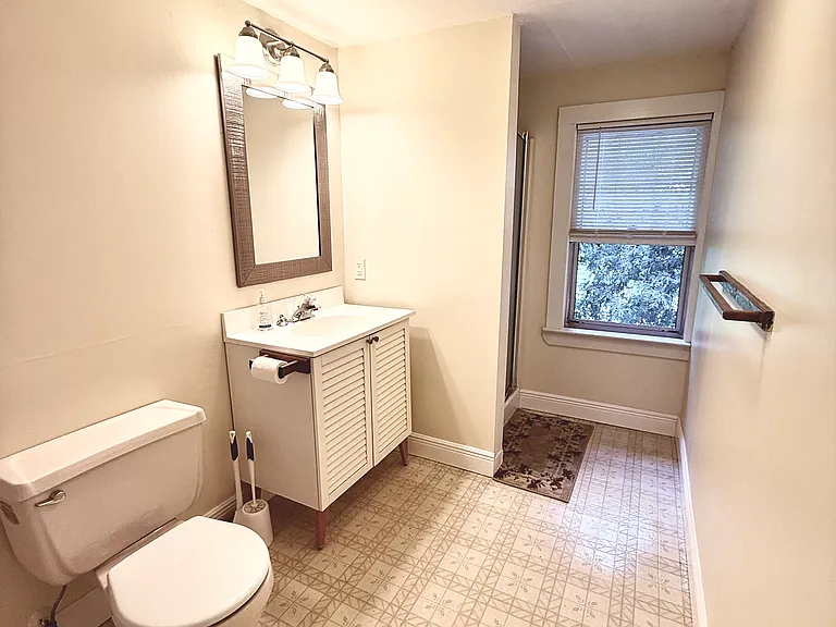 142 Whitman Ave #2 — Photo 5