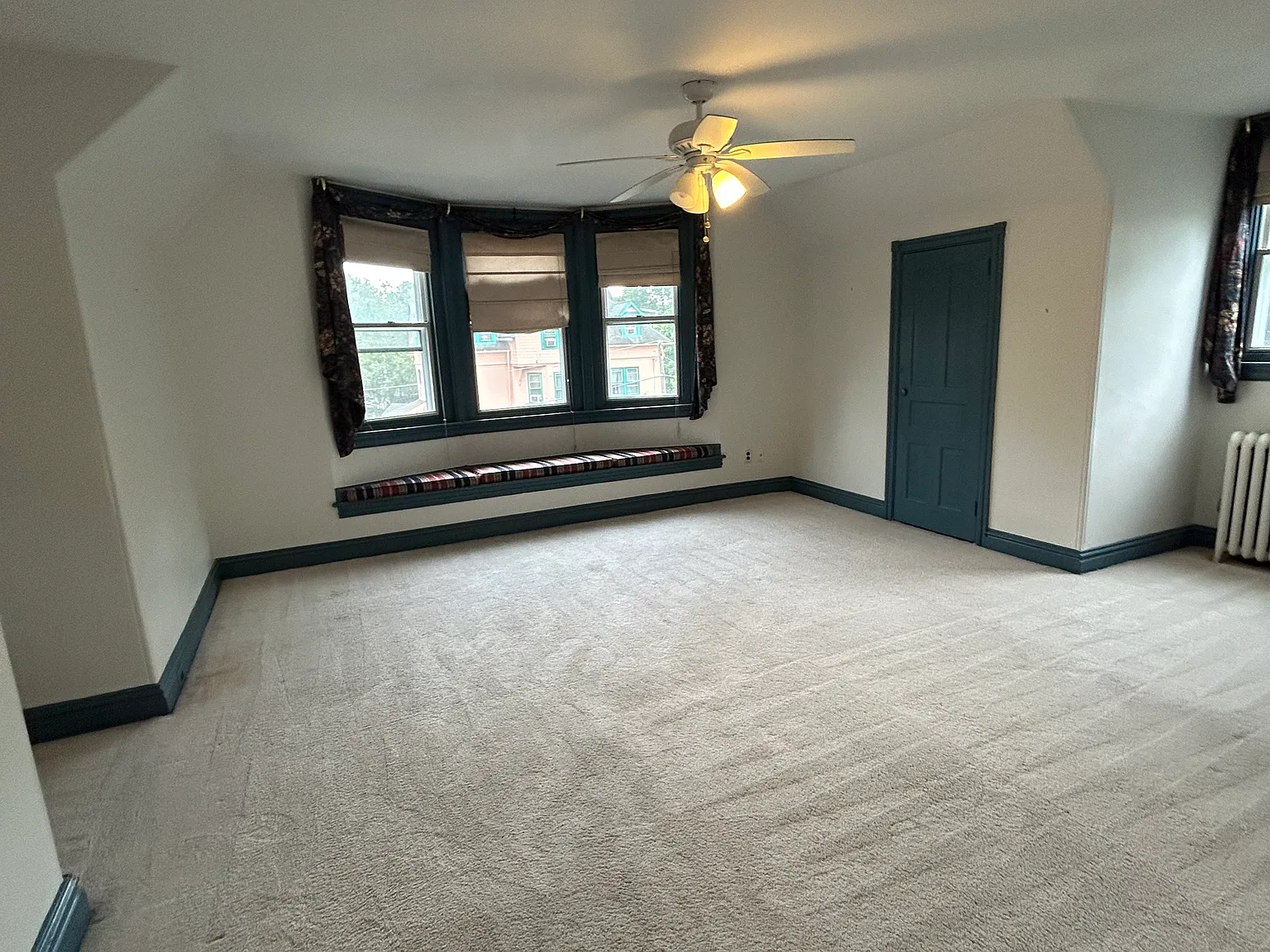 1 bed, 1000 sqft, $1,400 — Photo 2