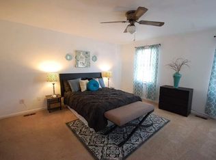 408 Windsor Cir, Exton, PA 19341