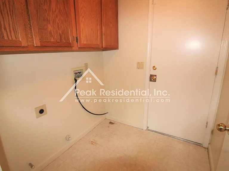 1024 Moreno Way — Photo 18