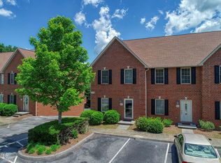 1709 Cherokee Rd APT 301, JOHNSON CITY, TN 37604