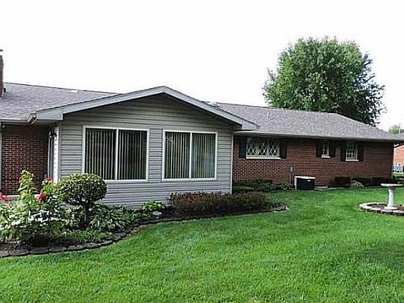 2nd image of 408 Wild Rose Ln