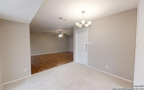 2nd image of 2112 Orange Blossom St