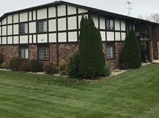 380 Mill Ave #205, Union Grove, WI 53182