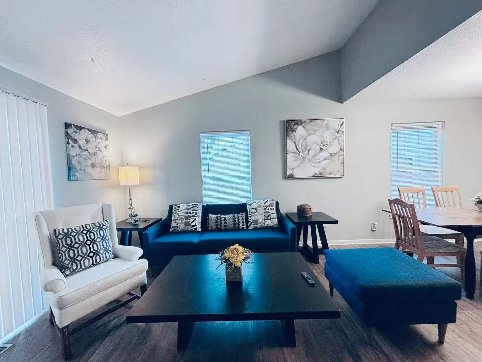 4 bed, 1400 sqft, $2,800 — Photo 2