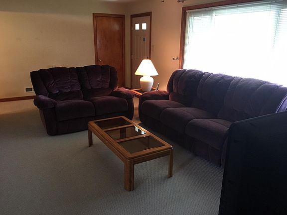 Living room 
(Furniture shown for scale)