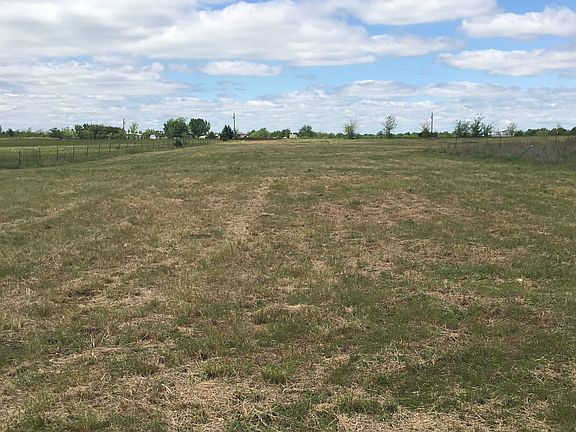4th image of 3204 County Road 4119