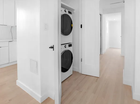 740 West End Avenue image 14 of 20