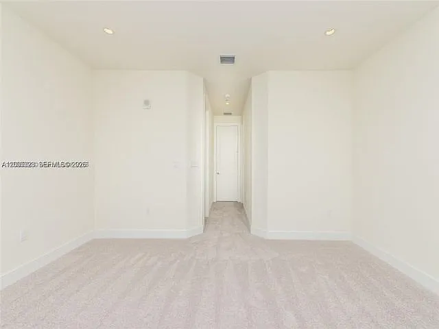 10245 NW 63rd Ter — Photo 5