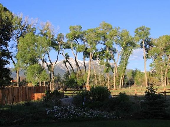 4th image of 140 N Sangre De Cristo Ave