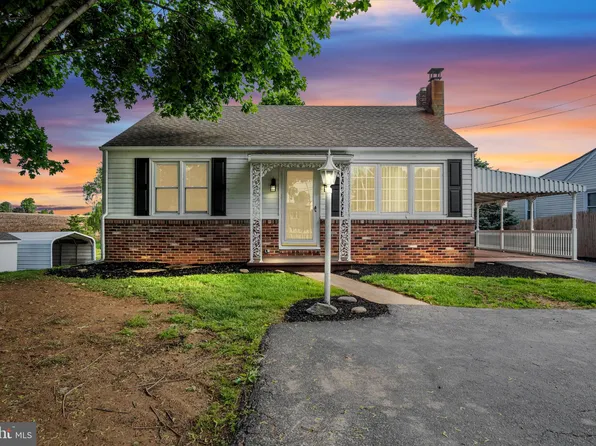 1481 Delta Rd, Red Lion, PA 17356