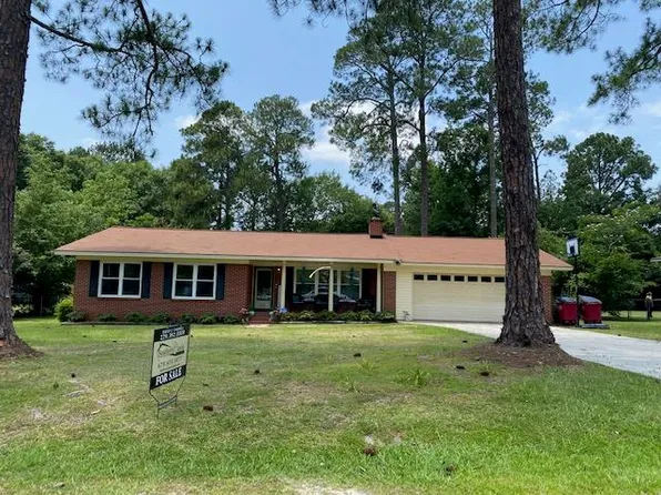 1814 Emmett Dr, Tifton, GA 31794