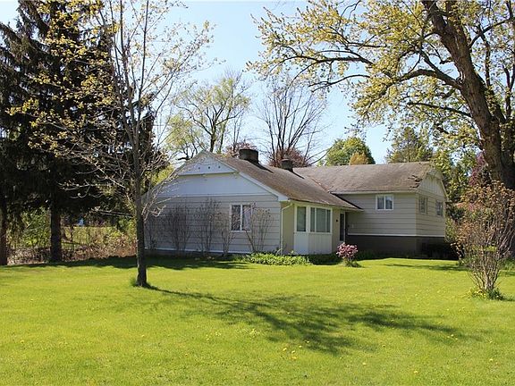 2nd image of 1 Sherwood Dr