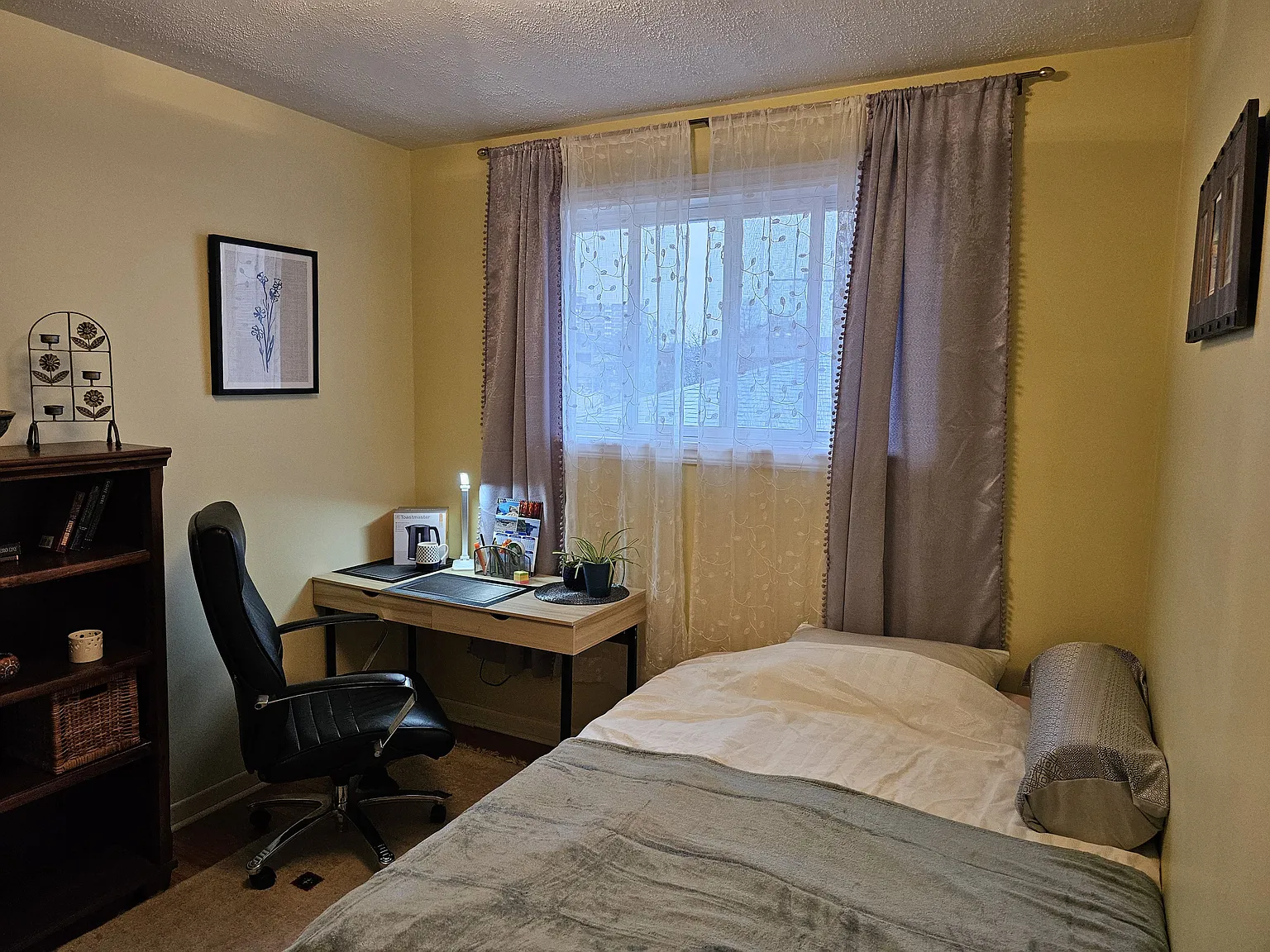 Marlene Ct, Mississauga — Photo 3