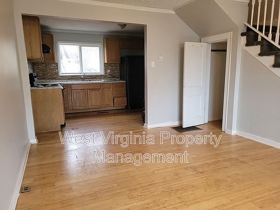 4th image of 200 Lewis St APT 2