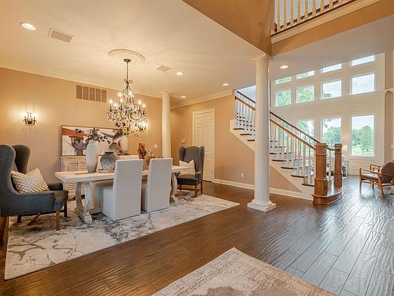 5th image of 2870 Glencrest Dr