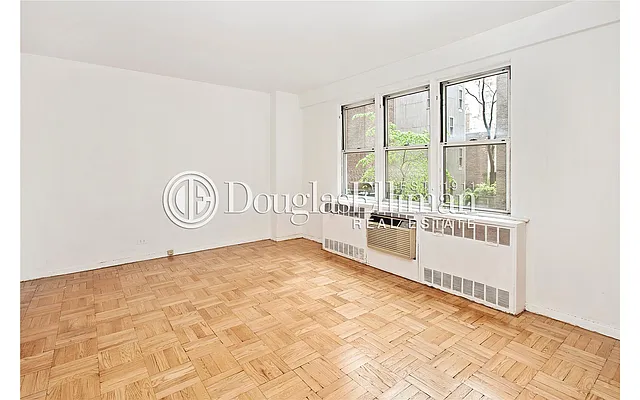 Rented by Douglas Elliman | media 15