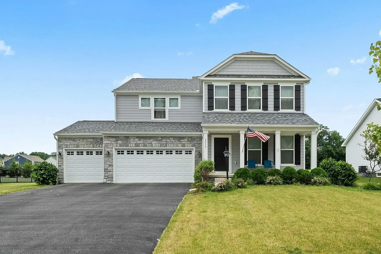 7275 Kerfield Dr — Photo 1