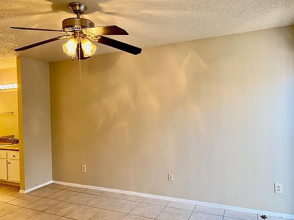 5th image of 2611 Grants Lake Blvd